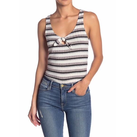 cupcakes and cashmere Kassia Sleeveless top Small - Picture 1 of 2